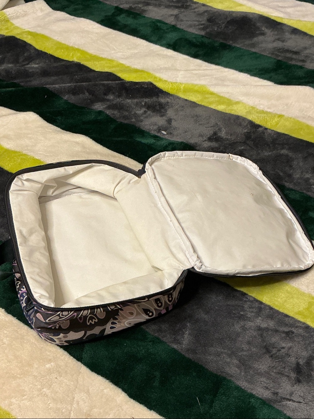 Vera Bradley Quilted Paisley Backpack and Cosmetic Case in Purple and Cream - Picture 13 of 16